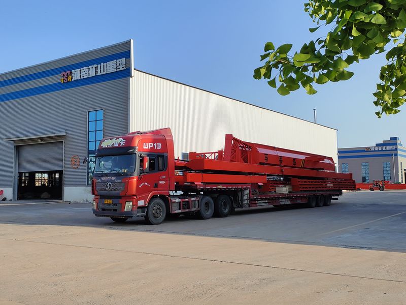 電動葫蘆門式起重機 2臺 MHxh10t—25m 外懸5/5m MHxh5t—23m 外懸4.5/4.5m 制作完成，發(fā)往青海交付客戶使用